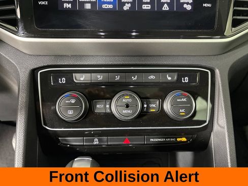 Used 2023 Volkswagen Atlas SE w/ Panoramic Sunroof Package FWD image 19