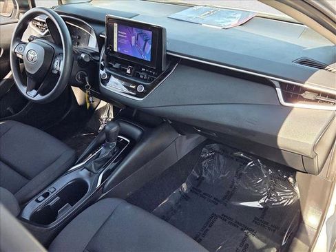 Used 2024 Toyota Corolla LE image 21