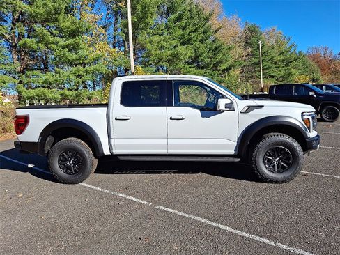 Used 2024 Ford F150 Raptor image 7