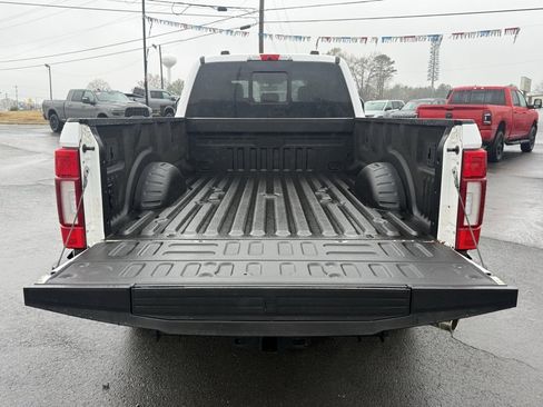 Used 2022 Ford F250 Lariat w/ Lariat Ultimate Package image 5