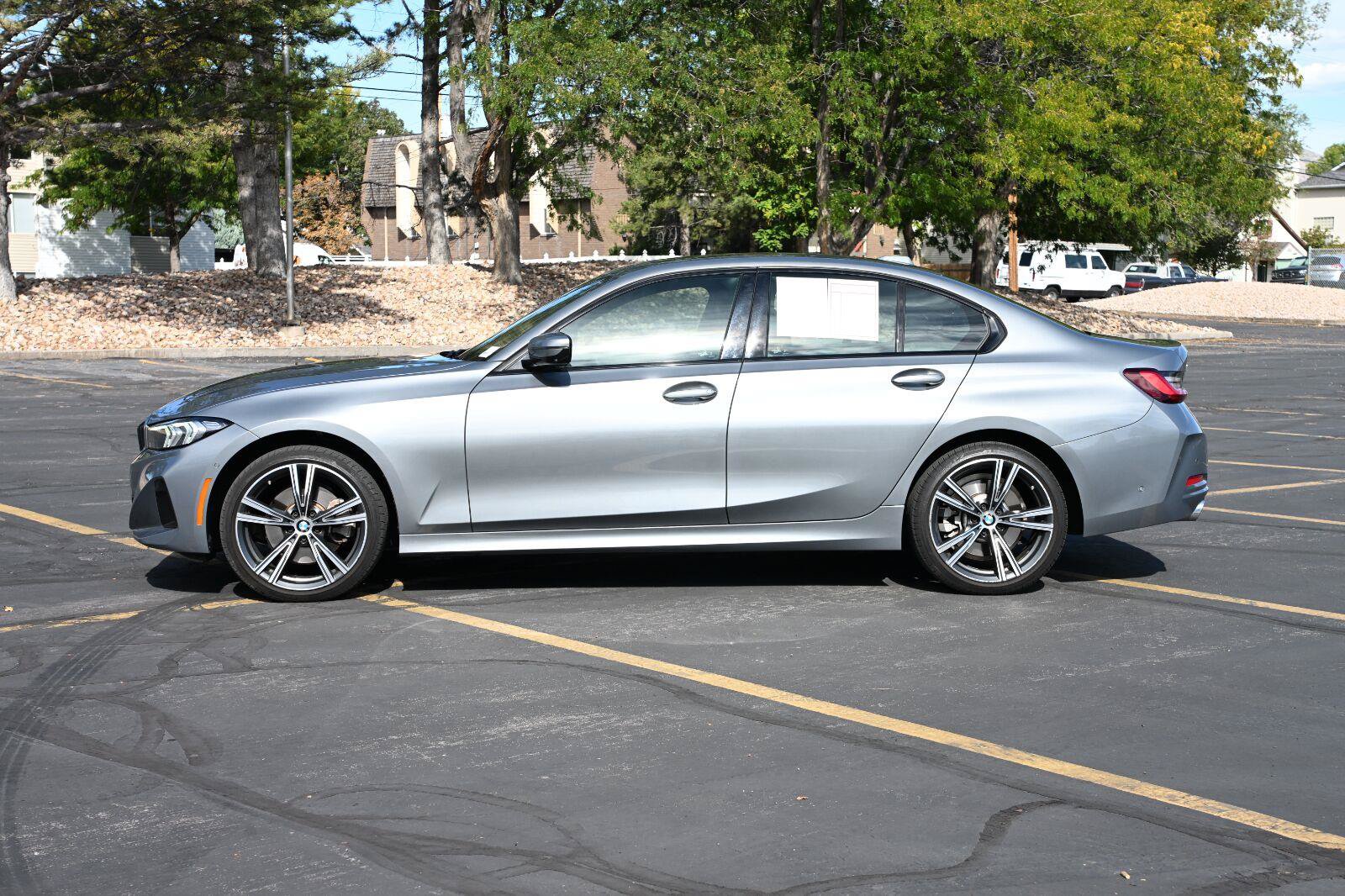 Used 2023 BMW 330i xDrive Sedan w/ Premium Package AWD/4WD image 2