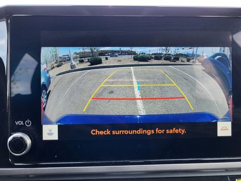 Used 2025 Toyota Camry LE image 19