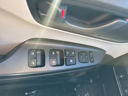 Used 2023 Hyundai Kona SEL image 13