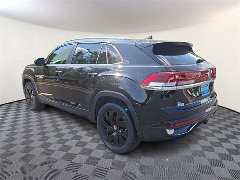 New 2025 Volkswagen Atlas Cross Sport SE image 4