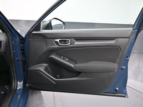 Certified 2025 Honda Civic Sport image 38