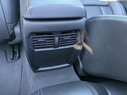 Used 2025 BMW 430i Convertible w/ Premium Package image 14