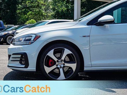Used 2018 Volkswagen GTI S FWD image 16