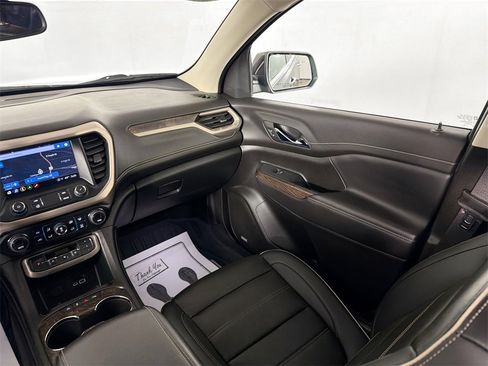 Used 2023 GMC Acadia Denali image 22