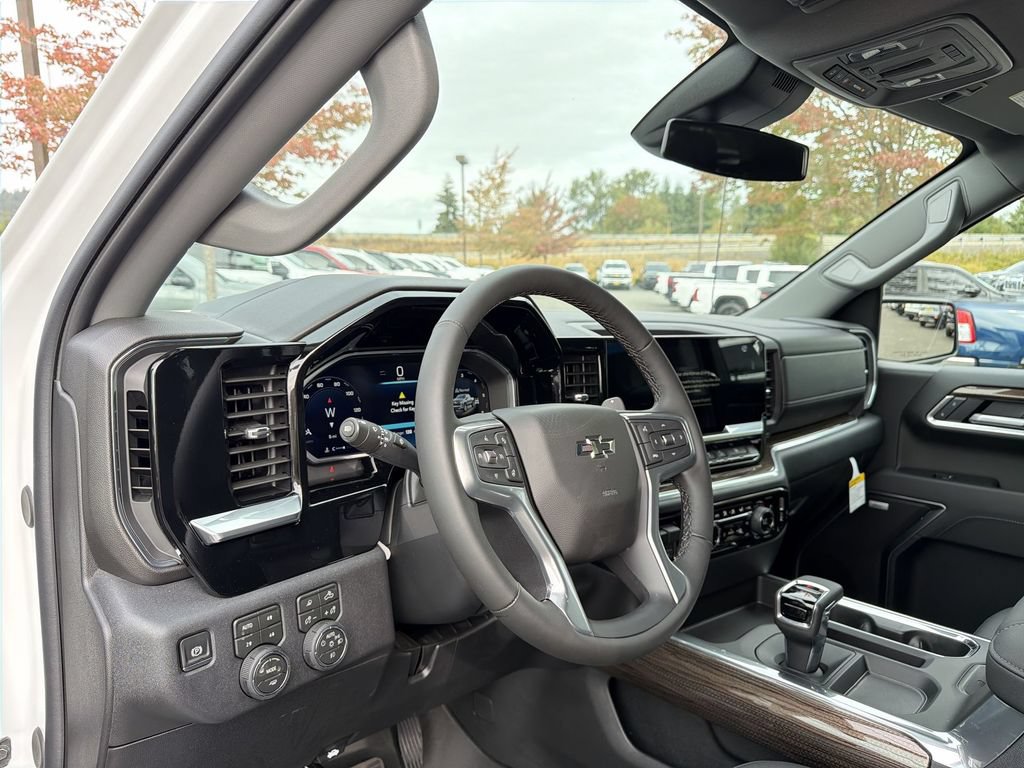 New 2026 Chevrolet Silverado 1500 RST w/ RST All Star Premium Package AWD/4WD image 12