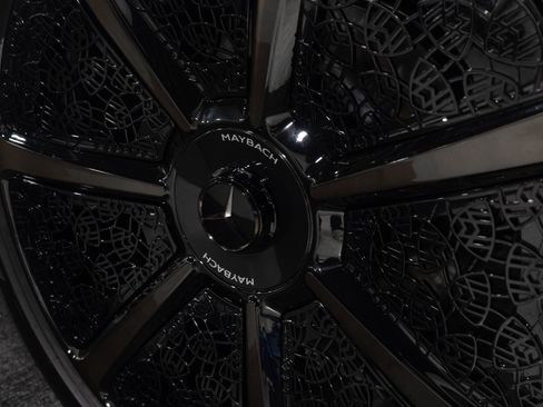 Used 2026 Mercedes-Benz Maybach GLS 600 4MATIC image 22