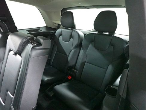 Used 2023 Volvo XC90 B6 Plus image 27