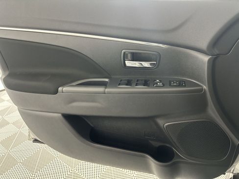 Used 2026 Mitsubishi Outlander Sport ES AWD/4WD image 29
