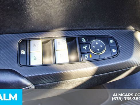 Used 2024 Mitsubishi Outlander SE image 40