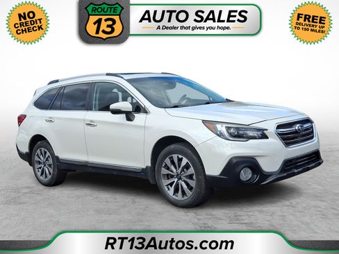 Used 2018 Subaru Outback 3.6R Touring image 1