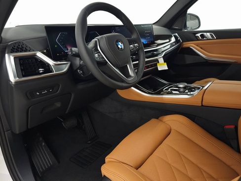 Used 2026 BMW X5 xDrive40i AWD/4WD image 11