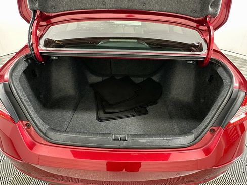 Used 2018 Honda Accord Touring image 27