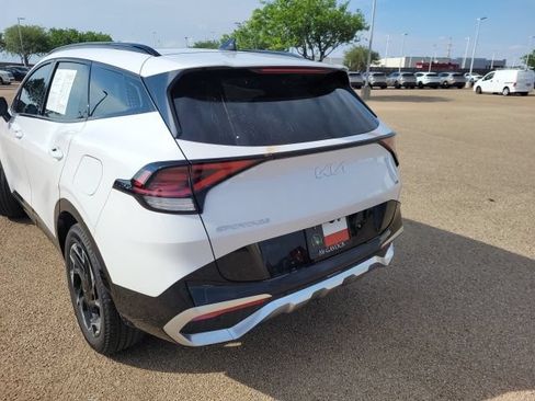 Used 2025 Kia Sportage SX AWD/4WD image 8