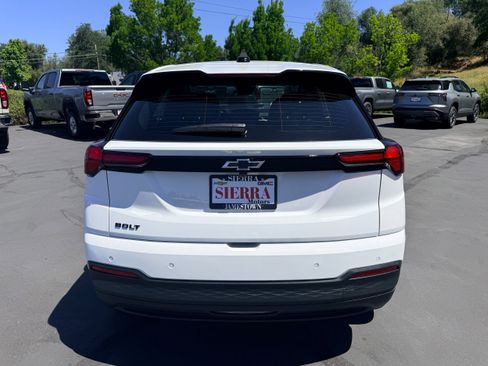 New 2027 Chevrolet Bolt LT w/ Comfort Package FWD image 5
