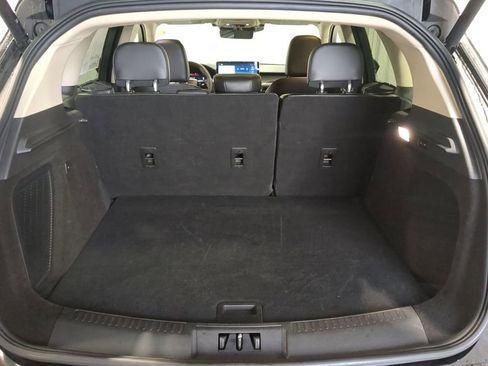 Used 2023 Lincoln Corsair AWD w/ Equipment Group 101A image 48