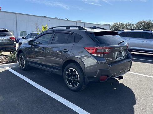 Certified 2022 Subaru Crosstrek 2.0i Premium w/ Popular Package #3 image 6