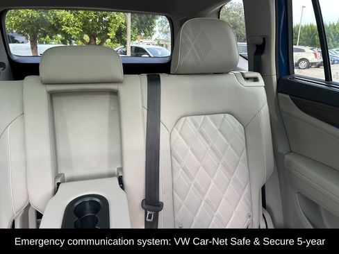 Certified 2025 Volkswagen Atlas SEL Premium R-Line image 13