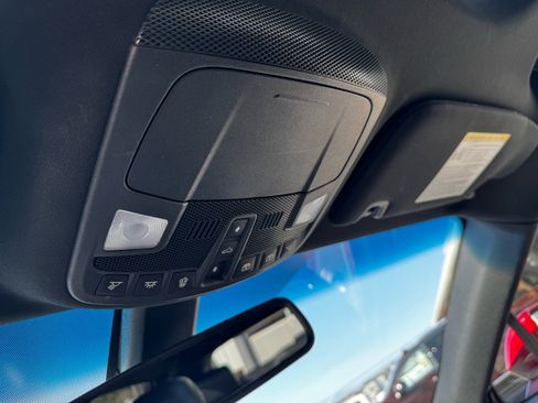 Used 2017 Lincoln MKX Reserve w/ Luxury Package image 21