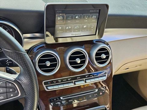 Certified 2018 Mercedes-Benz GLC 300 image 12