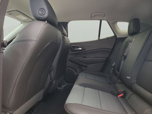 New 2026 Chevrolet Trax LT w/ Midnight Edition FWD image 11