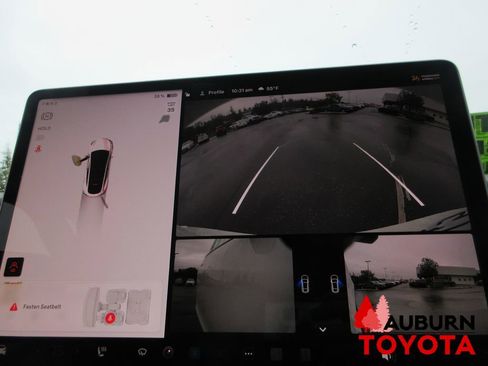 Used 2022 Tesla Model Y Long Range image 14