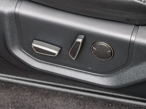 Used 2020 Ford F150 Raptor w/ Equipment Group 802A Luxury image 19