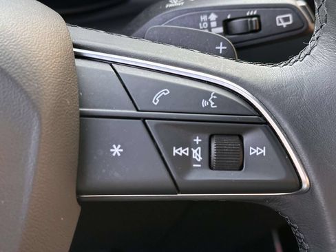Used 2021 Audi Q8 Prestige AWD/4WD image 26