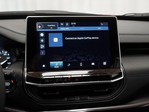 New 2026 Jeep Compass Latitude image 23