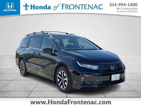Certified 2026 Honda Odyssey EX-L image 1