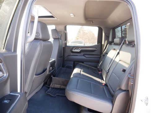 Used 2023 Chevrolet Silverado 1500 RST w/ Redline Edition image 35