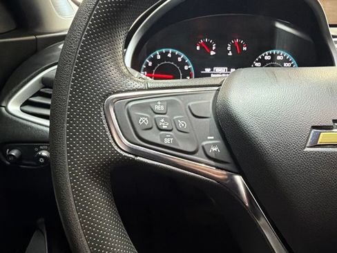 Used 2024 Chevrolet Malibu LT FWD image 17