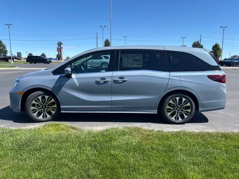 New 2026 Honda Odyssey Elite image 6