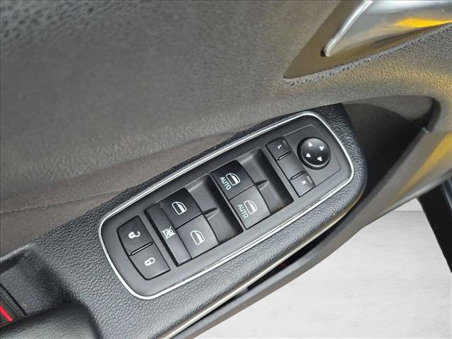 Used 2019 Dodge Charger Scat Pack w/ Navigation & Travel Group RWD image 8