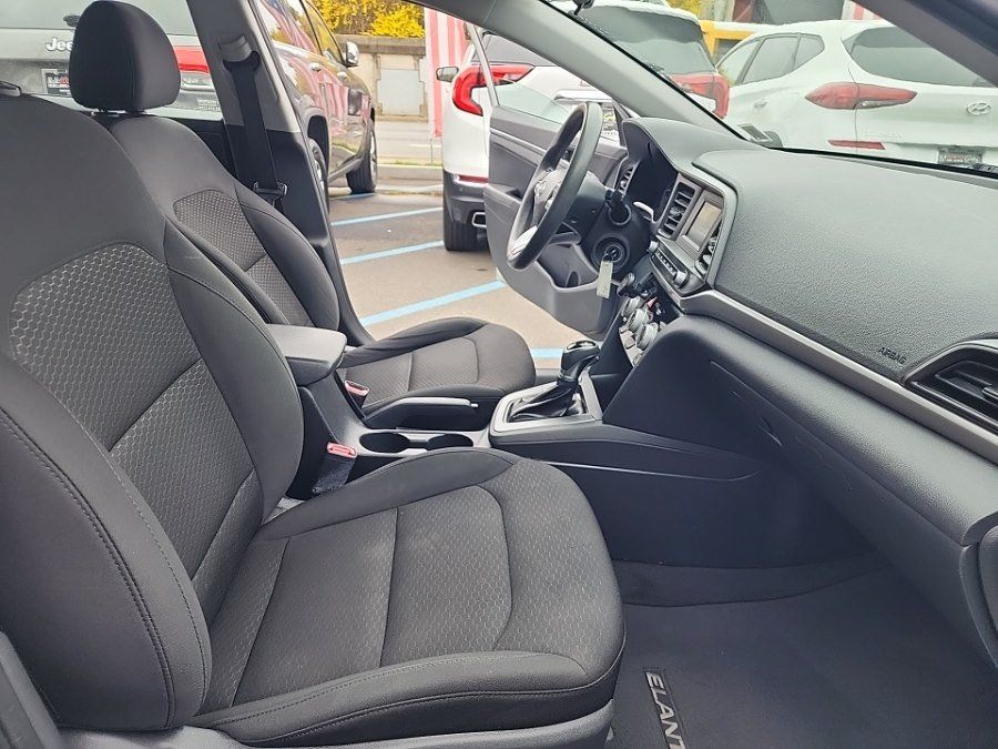 Used 2019 Hyundai Elantra SE w/ Cargo Package FWD image 39