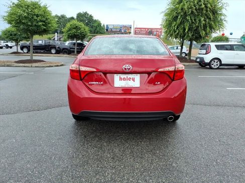 Used 2018 Toyota Corolla LE FWD image 6