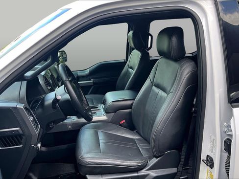 Used 2017 Ford F150 XLT w/ Equipment Group 302A Luxury AWD/4WD image 9