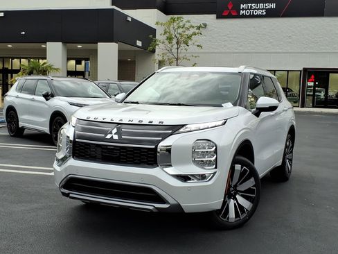 New 2026 Mitsubishi Outlander SEL FWD image 1