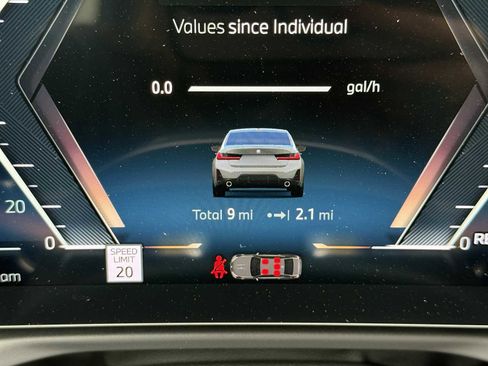 New 2026 BMW 330i xDrive xDrive w/ M Sport Package image 40