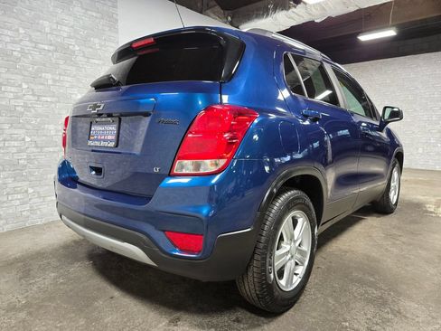 Used 2020 Chevrolet Trax LT FWD image 36