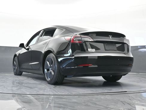 Used 2021 Tesla Model 3 Standard Range Plus image 53