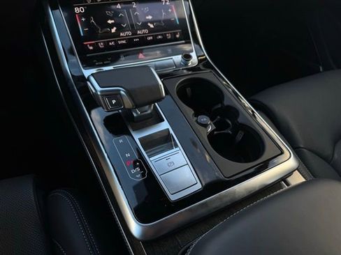 Certified 2025 Audi Q7 3.0T Prestige w/ Prestige Package image 18