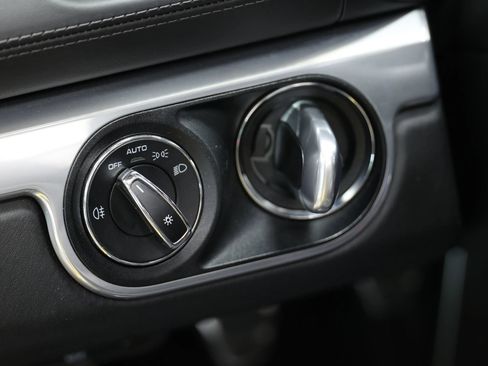 Used 2019 Porsche 718 Boxster GTS RWD image 25