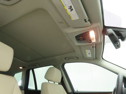 Used 2016 BMW X3 xDrive28i image 18