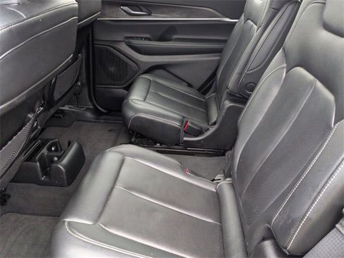 Used 2024 Jeep Grand Cherokee L Limited w/ Luxury Tech Group II image 27