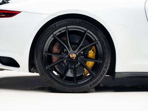 Used 2019 Porsche 911 Targa 4S image 39