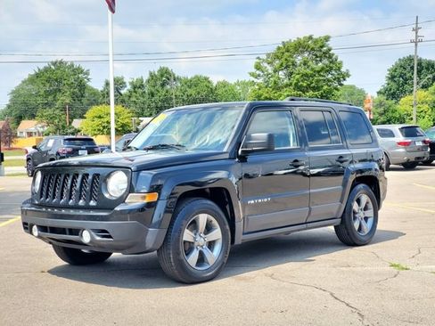 Used 2014 Jeep Patriot High Altitude image 29